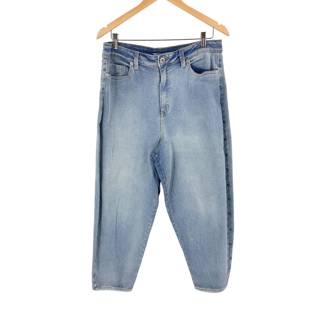 INC International Concepts Mom Jean Light Wash 14/32 Studded High Rise Denim